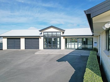 SIZE, SPACE & SOPHISTICATION