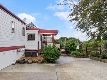 CHARACTER & CHARM, 767m2 FREEHOLD