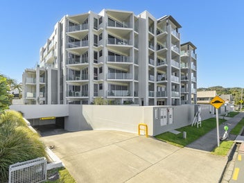 Image 1 of 22