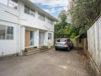 2-Bedroom Home with Tranquil Bush Outlook