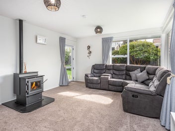 Modern Living In A Location To Love