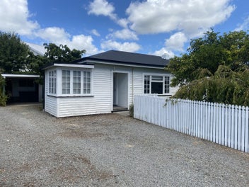 Image 1 of 18