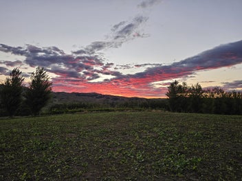 Two Country Sections, Amazing views, Private rd