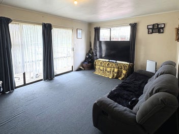 Long term tenant with a current yield of 9.5%