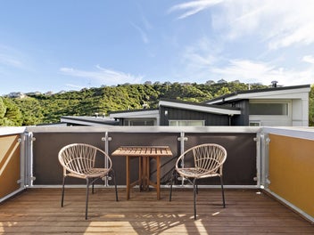 TOP-NOTCH TOWNHOUSE