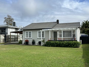 Image 1 of 18