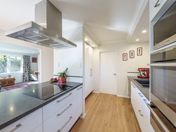 Modern Family Living - Blue-Chip Zone - $995,000