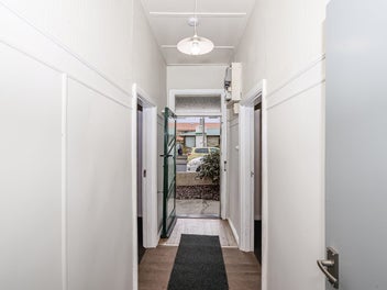 Head Start In Hall Street
