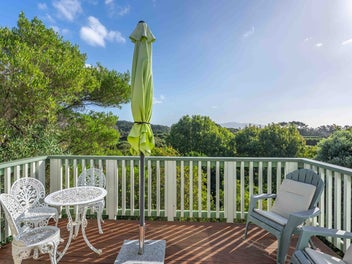 Charming, Private Home with Fantastic Views