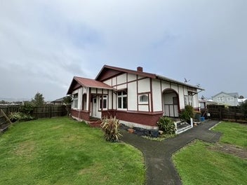 Image 1 of 7
