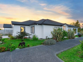 Comfortable modern family home - A must sell!