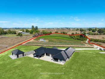 Dual-Living Lifestyle Retreat in Karaka