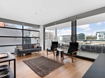 Great Value One Bedroom in Wynyard Quarter!