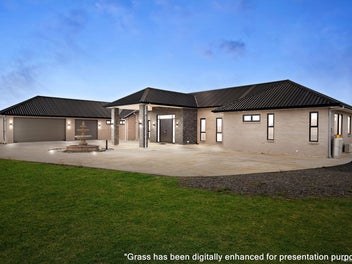 Spacious Dual-Living Oasis in Karaka