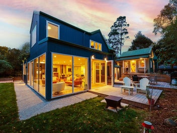 Absolute Waterfront Paradise