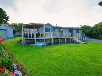 Picture Perfect Views In A Prime Location