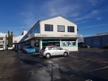 Image 1 of 10