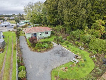 A Peaceful Lifestyle Awaits in Mamaku