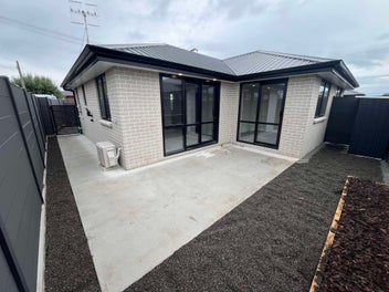 Image 1 of 8