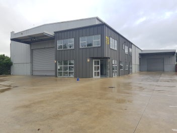 Image 1 of 5