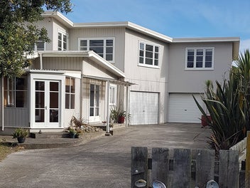 Image 1 of 23
