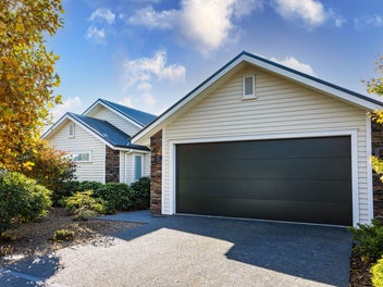 Space, Style, and Suburban Bliss!