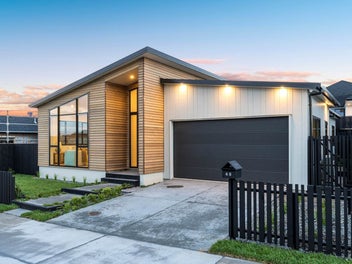 Modern Family Living - Quality, Style & Conven...