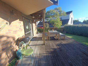Image 1 of 8