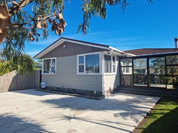 Image 1 of 24