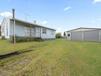 Renovator's Dream: 3-Bedroom Home in Putaruru