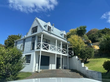 Image 1 of 10