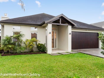 Stunning Home - 3 Bedrooms + Office