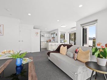 Dream Home on Freehold 523m2 Land