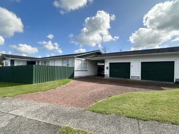 Image 1 of 20