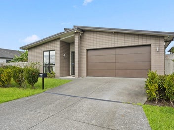 Spacious Home Exceptional Features Prime Location