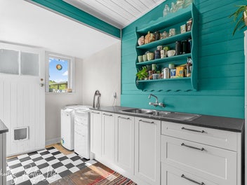 Vintage Charm: Step Into a 1920s Railway Cottage