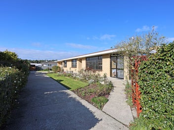 Image 1 of 20