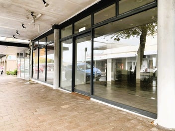 Image 1 of 8