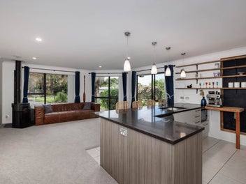 Spacious Three Bedroom Brick And Tile Home