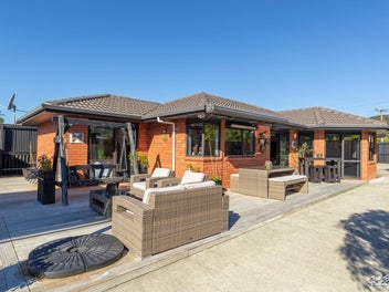 Private, sun-soaked living in Heretaunga