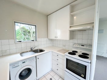 Image 1 of 20