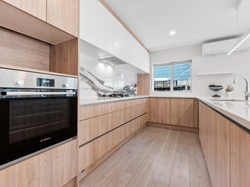 Near-New, Single-Level Beauty - Priced to Sell!