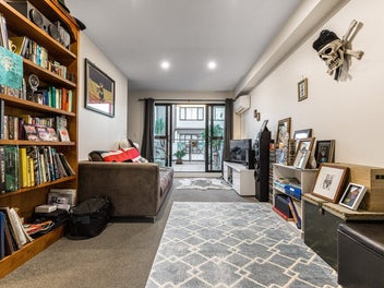 Spacious & Effortless Living with Tandem Garage