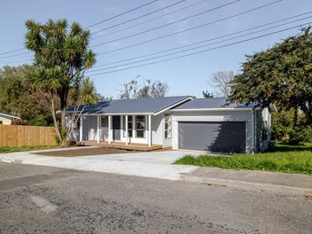 Image 1 of 20