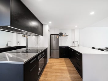 Townhouse for Families / Investment Opportunity
