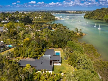 Once in a lifetime chance -waterfront sanctuary