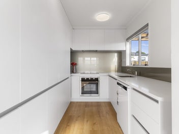 MUST-SEE Home - Going Fast!