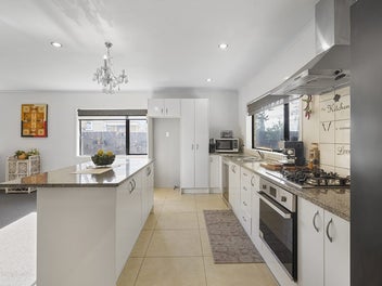 Modern Comfort & Smart Returns - 2E Dominion Road