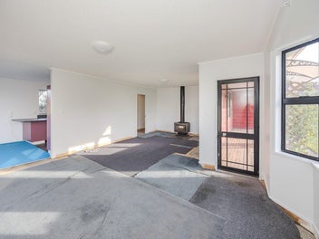 LIFESTYLE PROPERTY WITH POTENTIAL