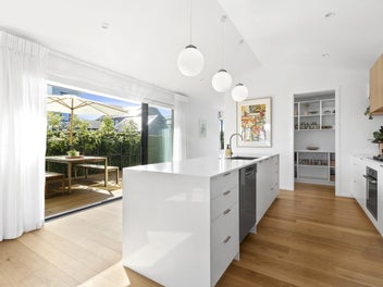 Simplify Your Life in this Stylish Easy-Care Home!